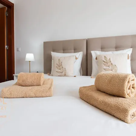 Baleal Beach Stay * باليال
