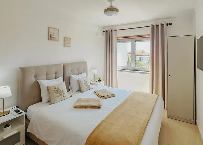 Baleal Beach Stay Балеал